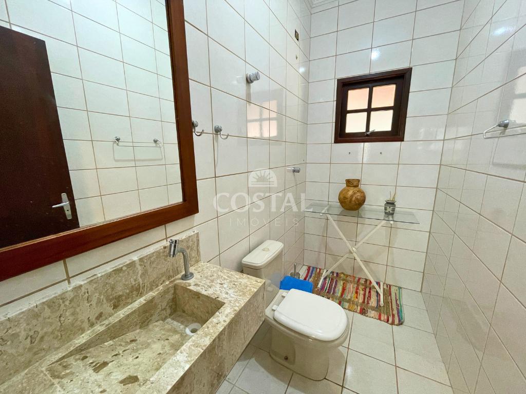 Casa em Condomínio com 04 dormitórios e Piscina à venda - Mar Verde, Caraguatatuba/SP  Caraguatatuba - 