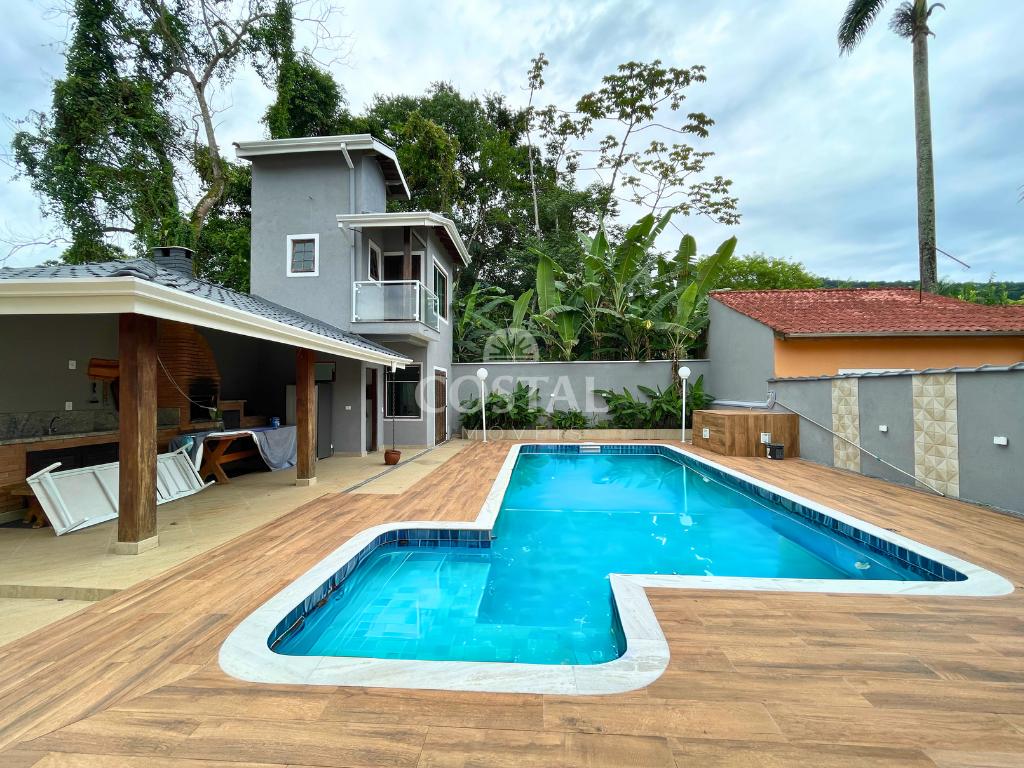 Casa em Condomínio com 04 dormitórios e Piscina à venda - Mar Verde, Caraguatatuba/SP  Caraguatatuba - 