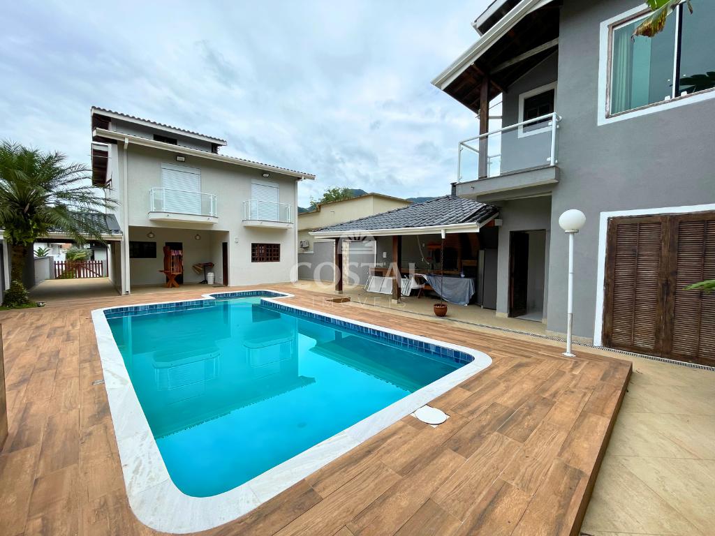 Casa em Condomínio com 04 dormitórios e Piscina à venda - Mar Verde, Caraguatatuba/SP  Caraguatatuba - 