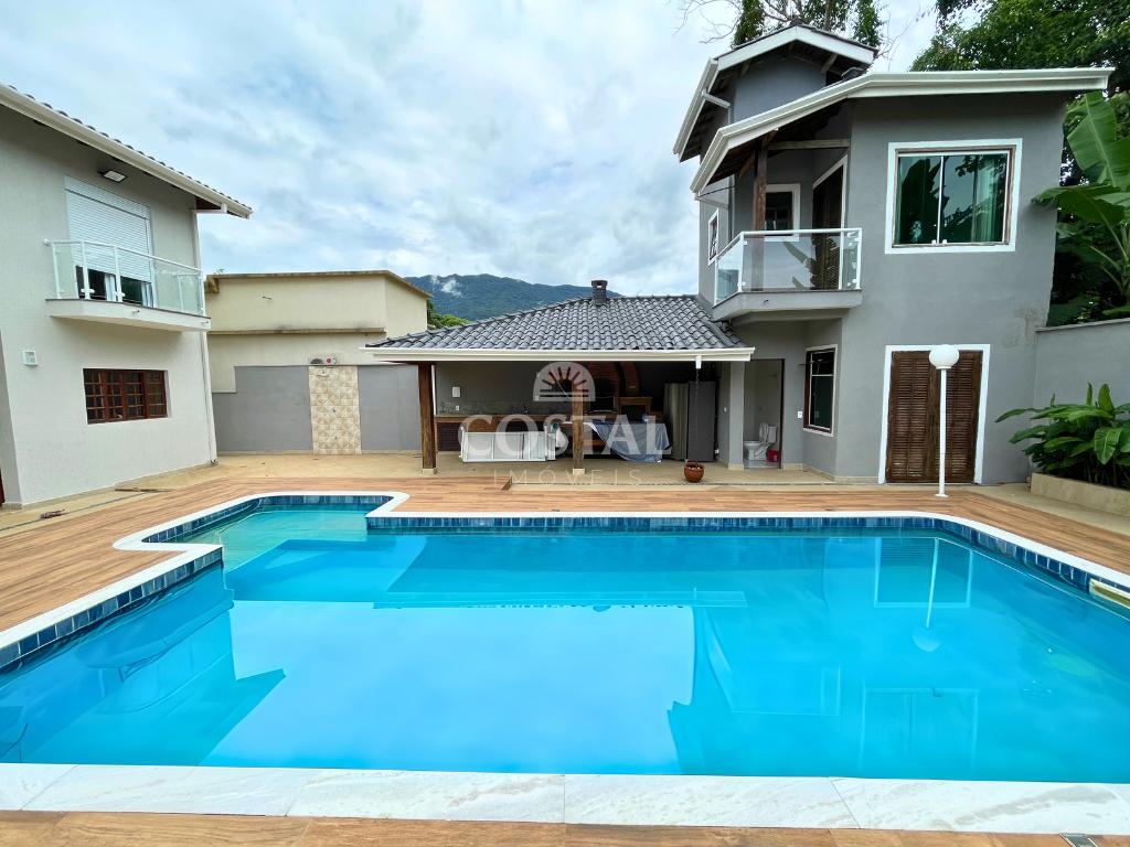 Casa em Condomínio com 04 dormitórios e Piscina à venda - Mar Verde, Caraguatatuba/SP  Caraguatatuba - 