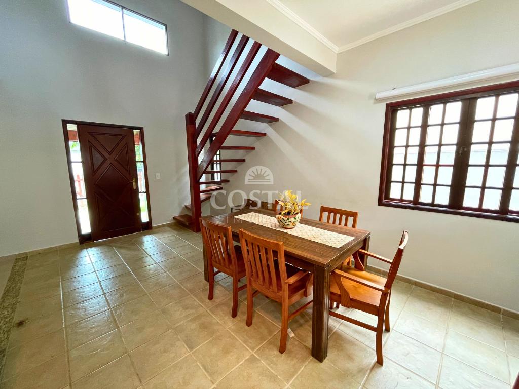 Casa em Condomínio com 04 dormitórios e Piscina à venda - Mar Verde, Caraguatatuba/SP  Caraguatatuba - 