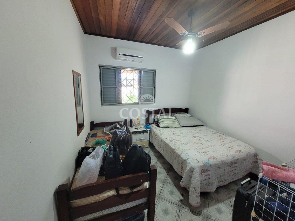 Edícula à Venda – Conforto, Localização e Clima Perfeito para Viver Bem! Avenida Emilio Manzano Lhorent  Caraguatatuba - 