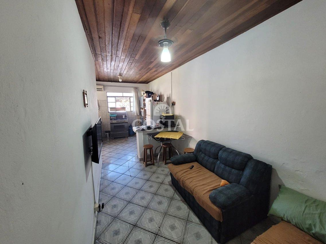 Edícula à Venda – Conforto, Localização e Clima Perfeito para Viver Bem! Avenida Emilio Manzano Lhorent  Caraguatatuba - 