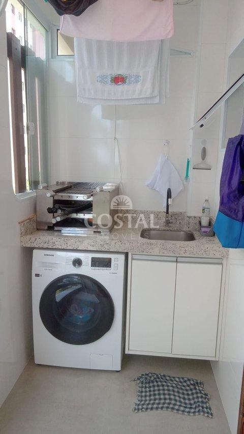 Apartamento 1 dormitório, 1 vaga, Massaguacu/Caraguatatuba/SP Avenida Maestro Heitor de Carvalho Caraguatatuba - 
