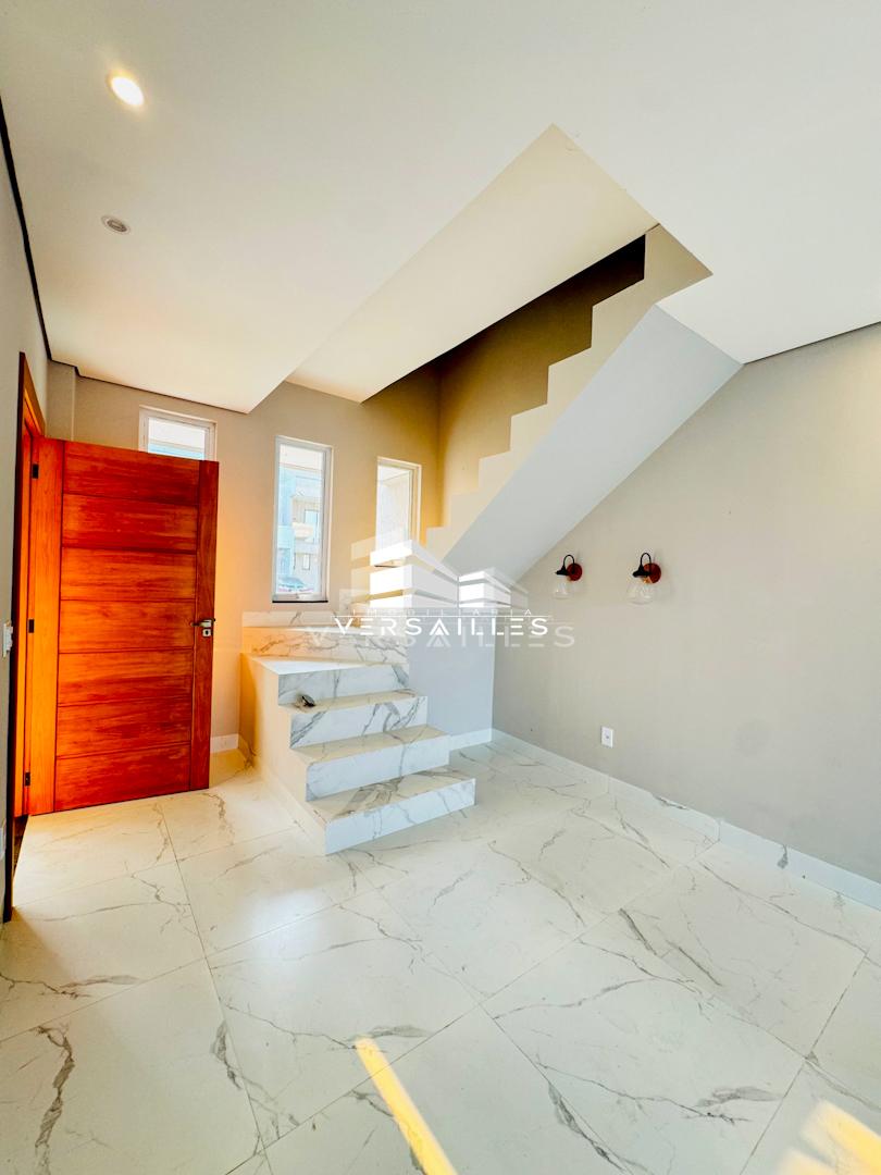 Sobrado, 3 quartos, 262 m² - Foto 6