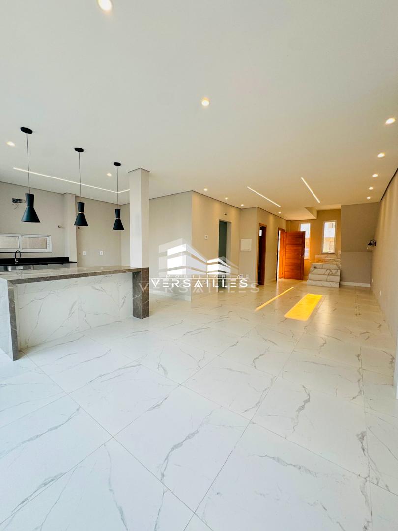 Sobrado, 3 quartos, 262 m² - Foto 2