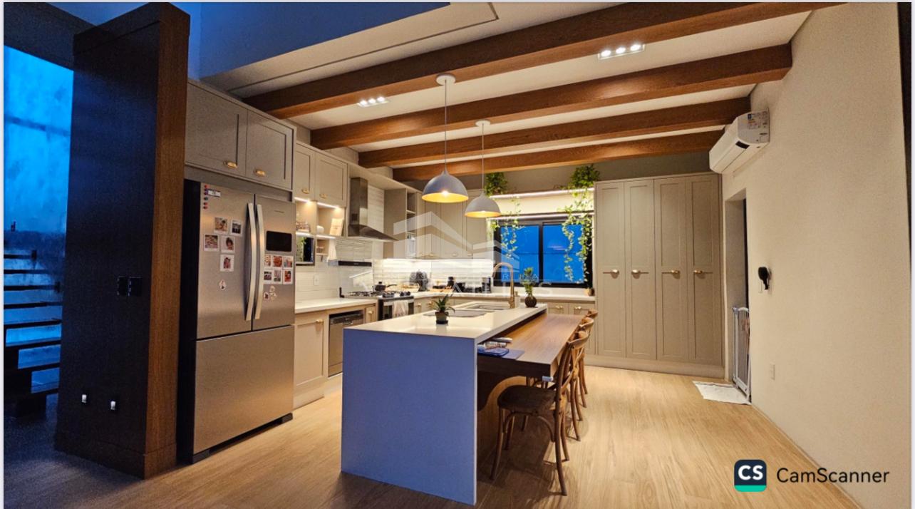 Sobrado, 3 quartos, 258 m² - Foto 5