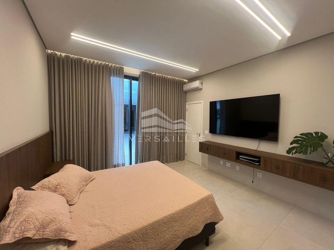 Ótima casa térrea com 4 quartos Avenida Engenheiro Anysio da Rocha Compasso Porto Velho - 