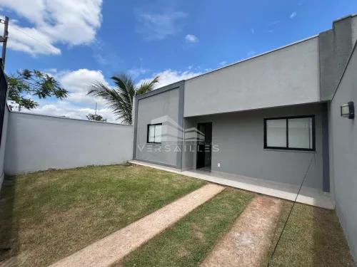 Casa em via Pública no Greenville Rua Chuva de Ouro Porto Velho - 
