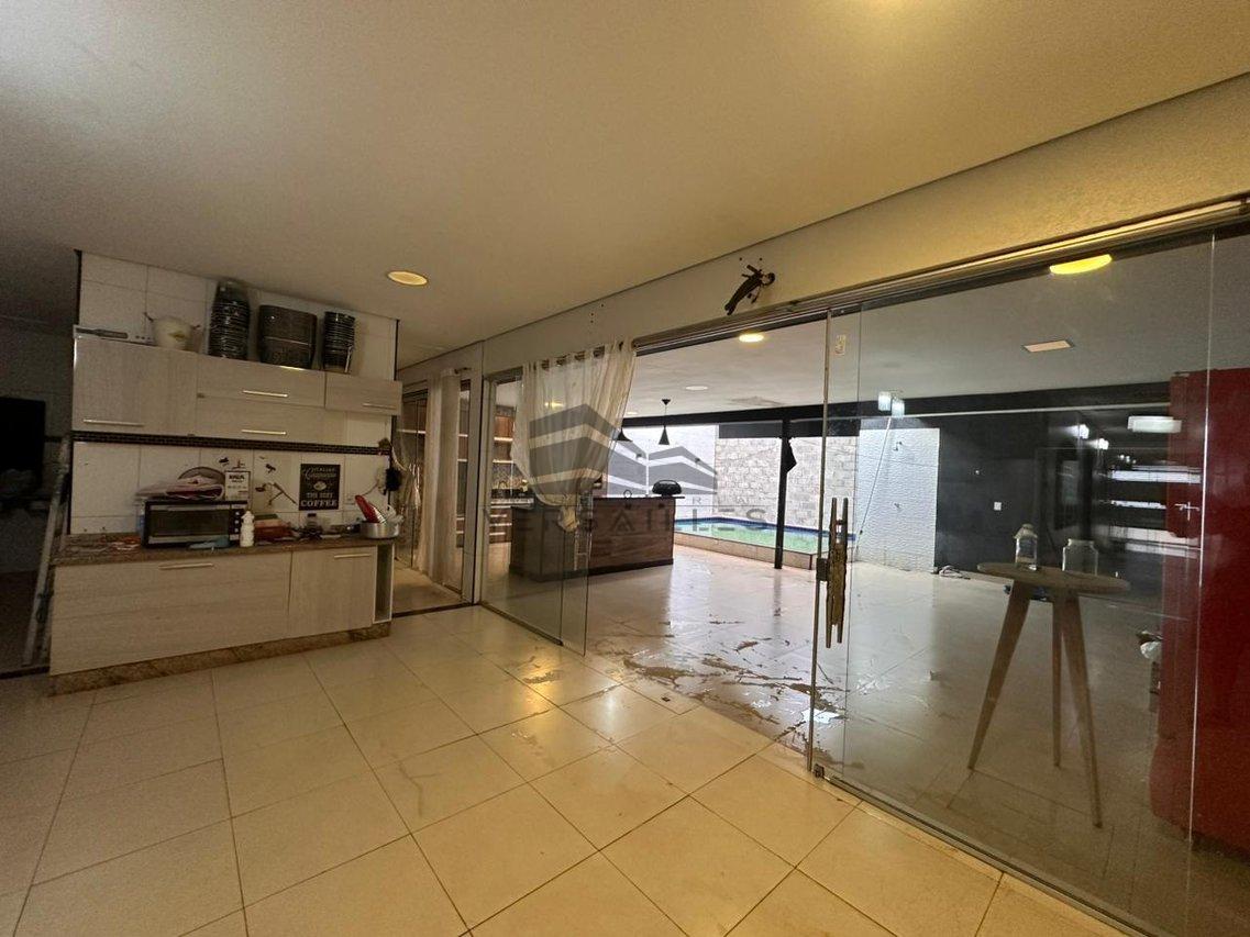 Casa com piscina em via Pública Rua Miguel Chakian Porto Velho - 