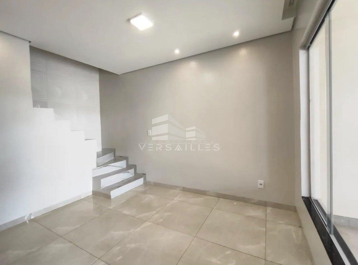 Sobrado no condomínio Jardim Vitoria Rua Jatuarana Porto Velho - 