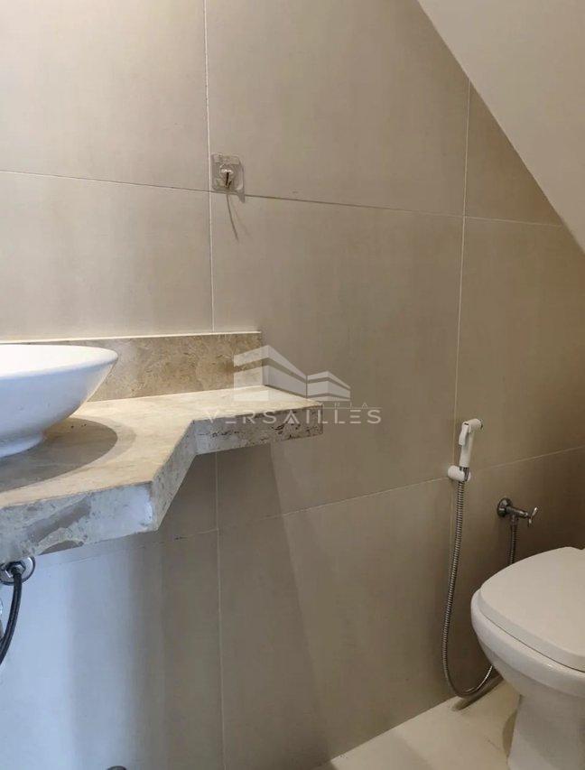 Sobrado no condomínio Jardim Vitoria Rua Jatuarana Porto Velho - 