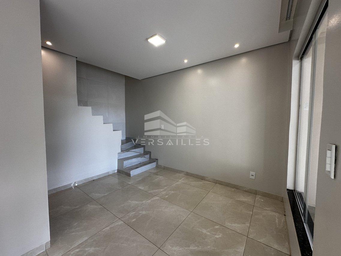 Sobrado no condom&iacute;nio Jardim Vitoria Rua Jatuarana Porto Velho - 