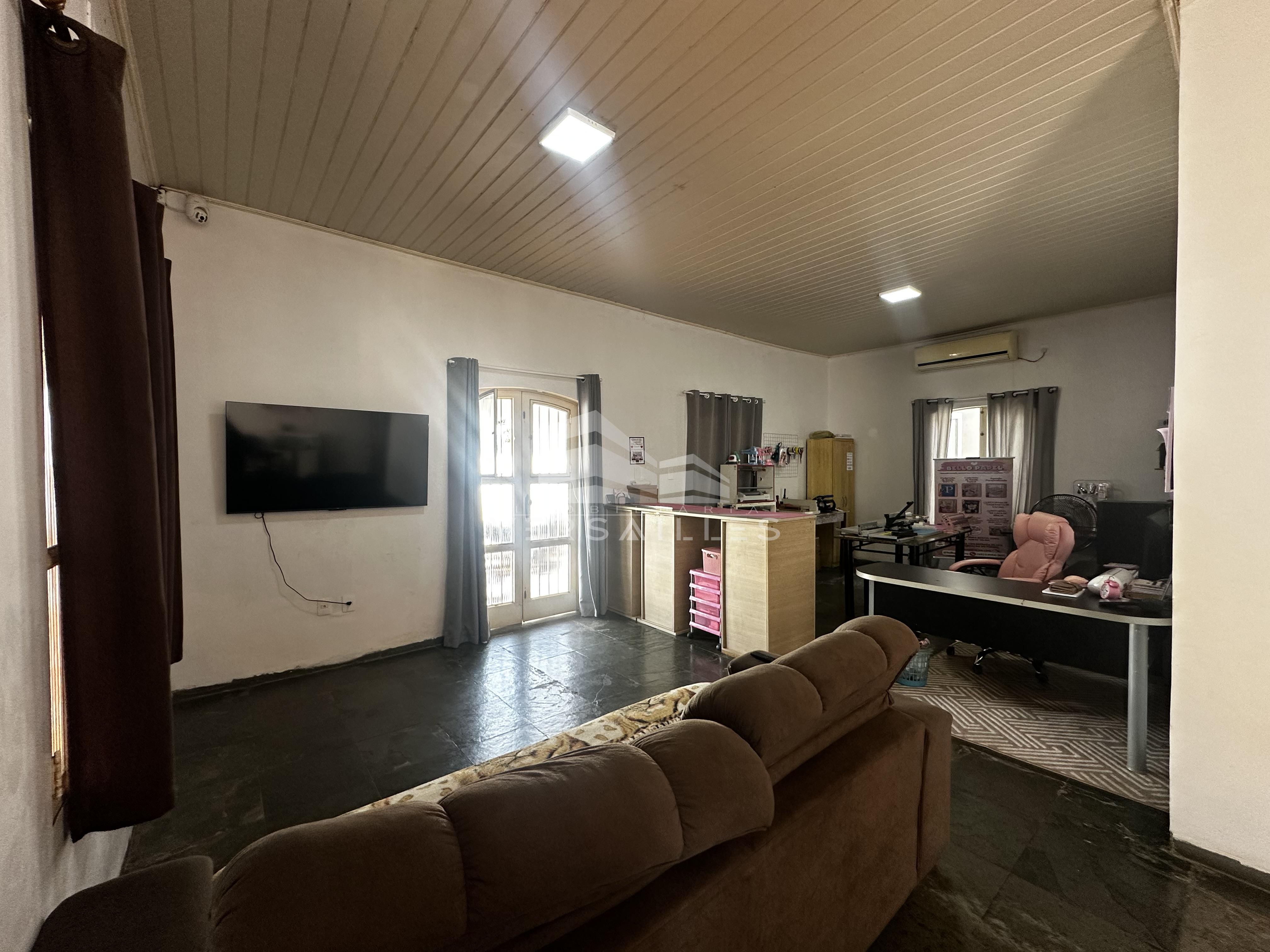 CASA AO LADA DA IGREJA +PERTO DA IMIGRANTES Rua Major Fernando G. Brejentes Porto Velho - 