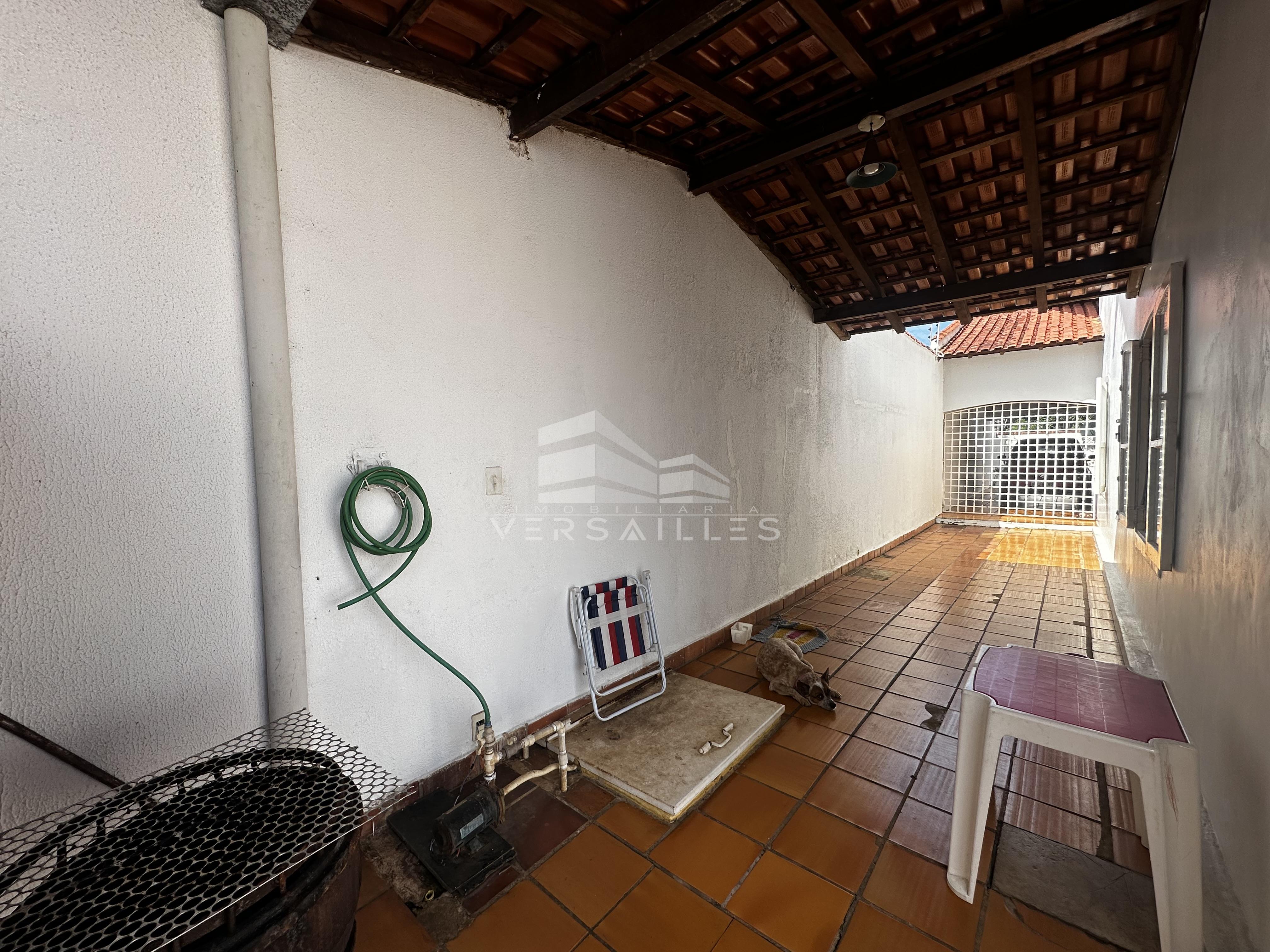 CASA AO LADA DA IGREJA +PERTO DA IMIGRANTES Rua Major Fernando G. Brejentes Porto Velho - 