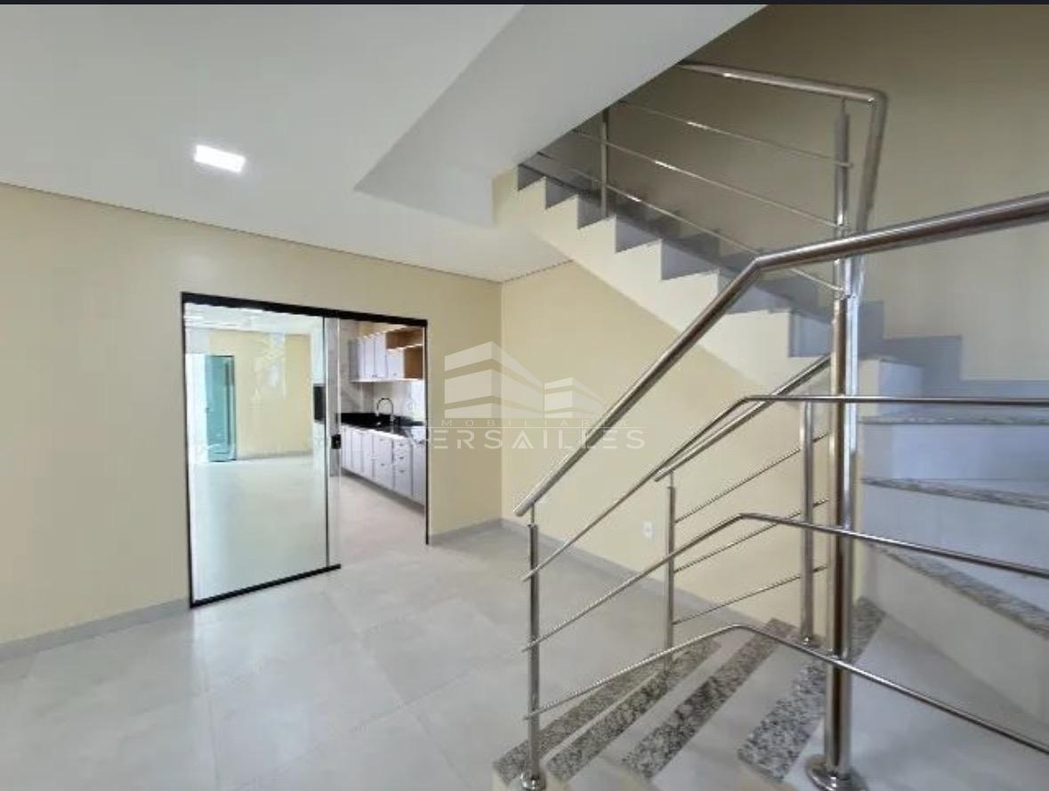 Sobrado semi mobiliado pra loca&ccedil;&atilde;o Avenida Engenheiro Anysio da Rocha Compasso Porto Velho - 