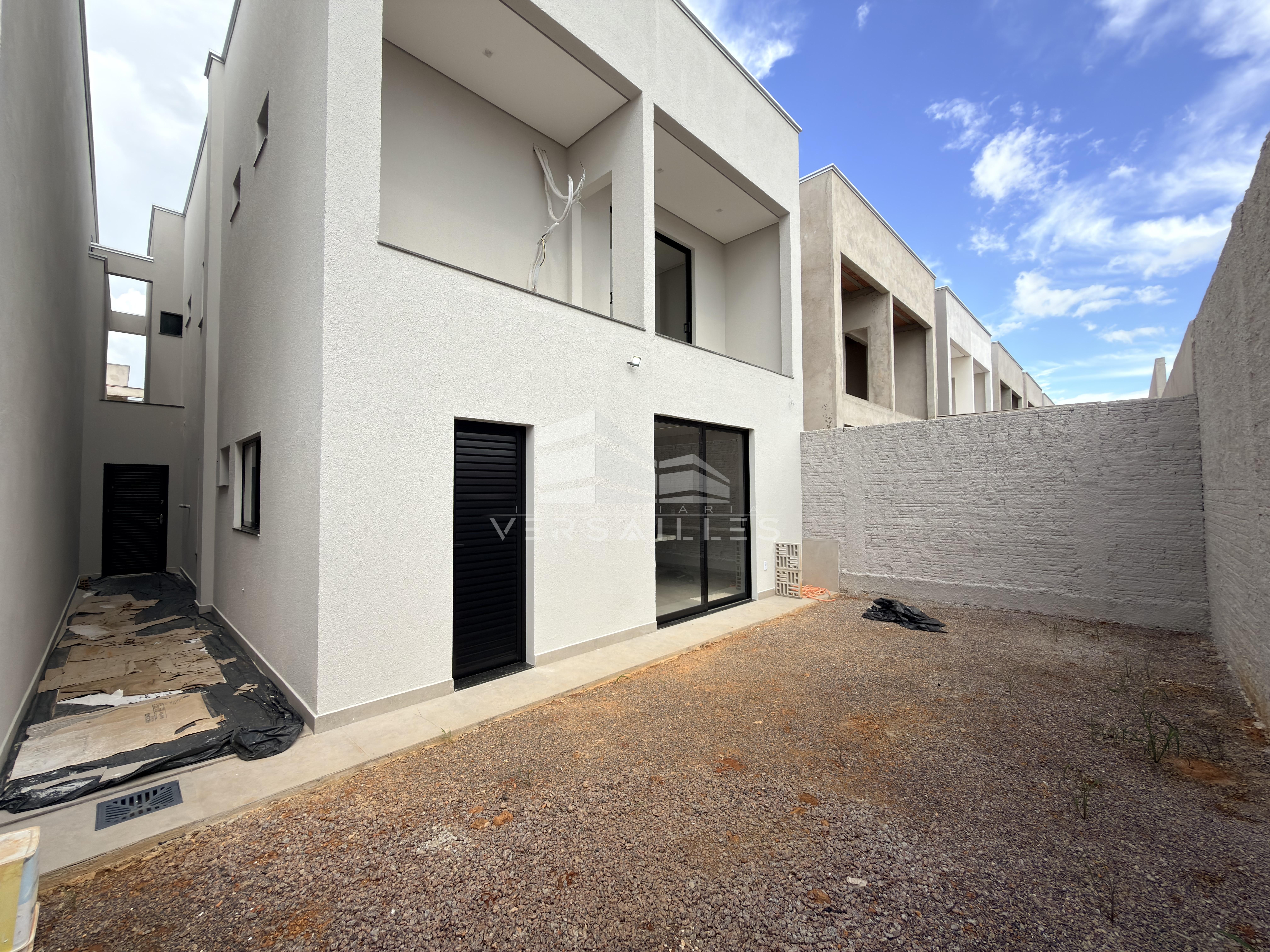 Sobrado no pronto no Lagunas  Porto Velho - 