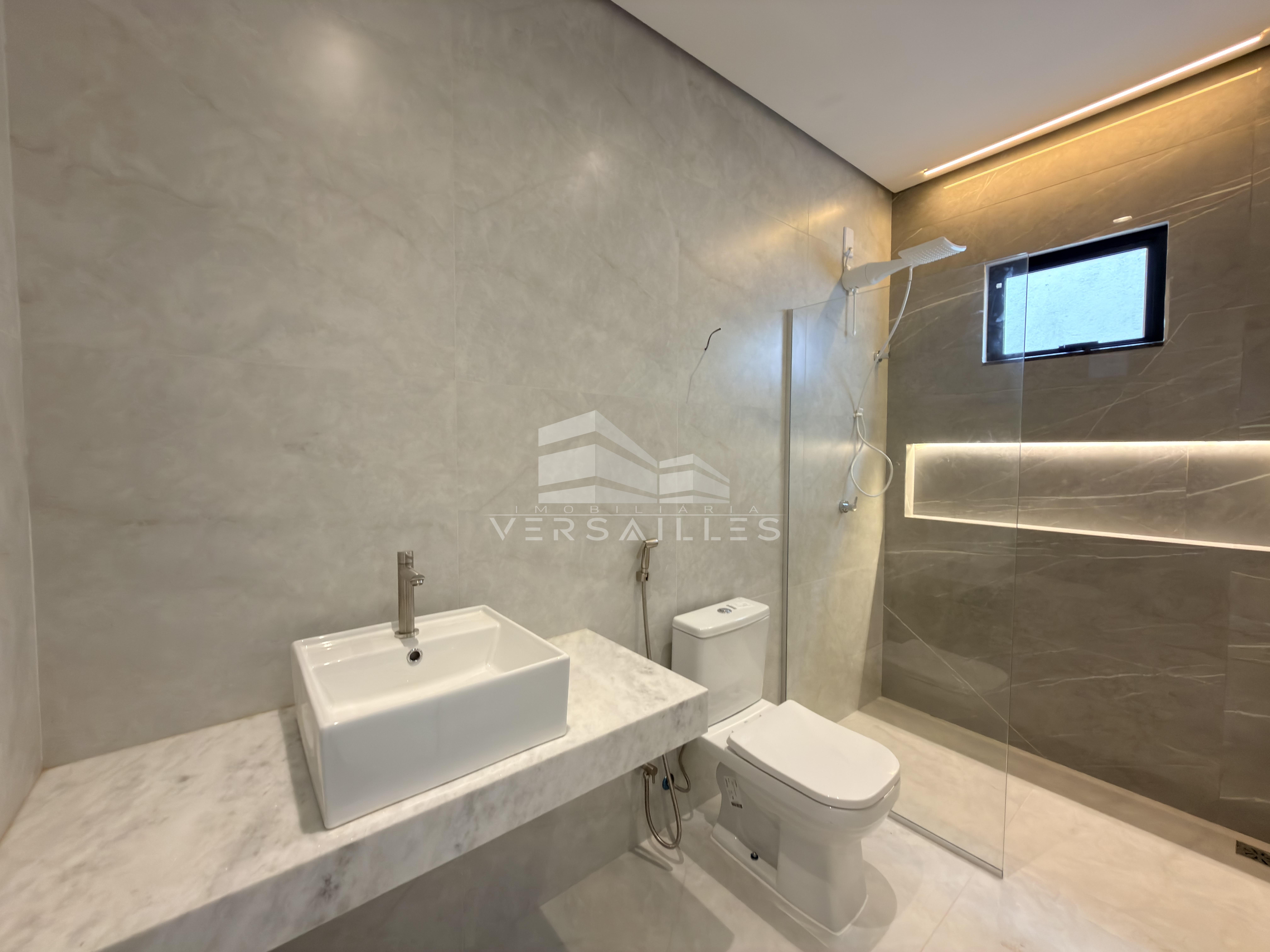 Sobrado no pronto no Lagunas  Porto Velho - 