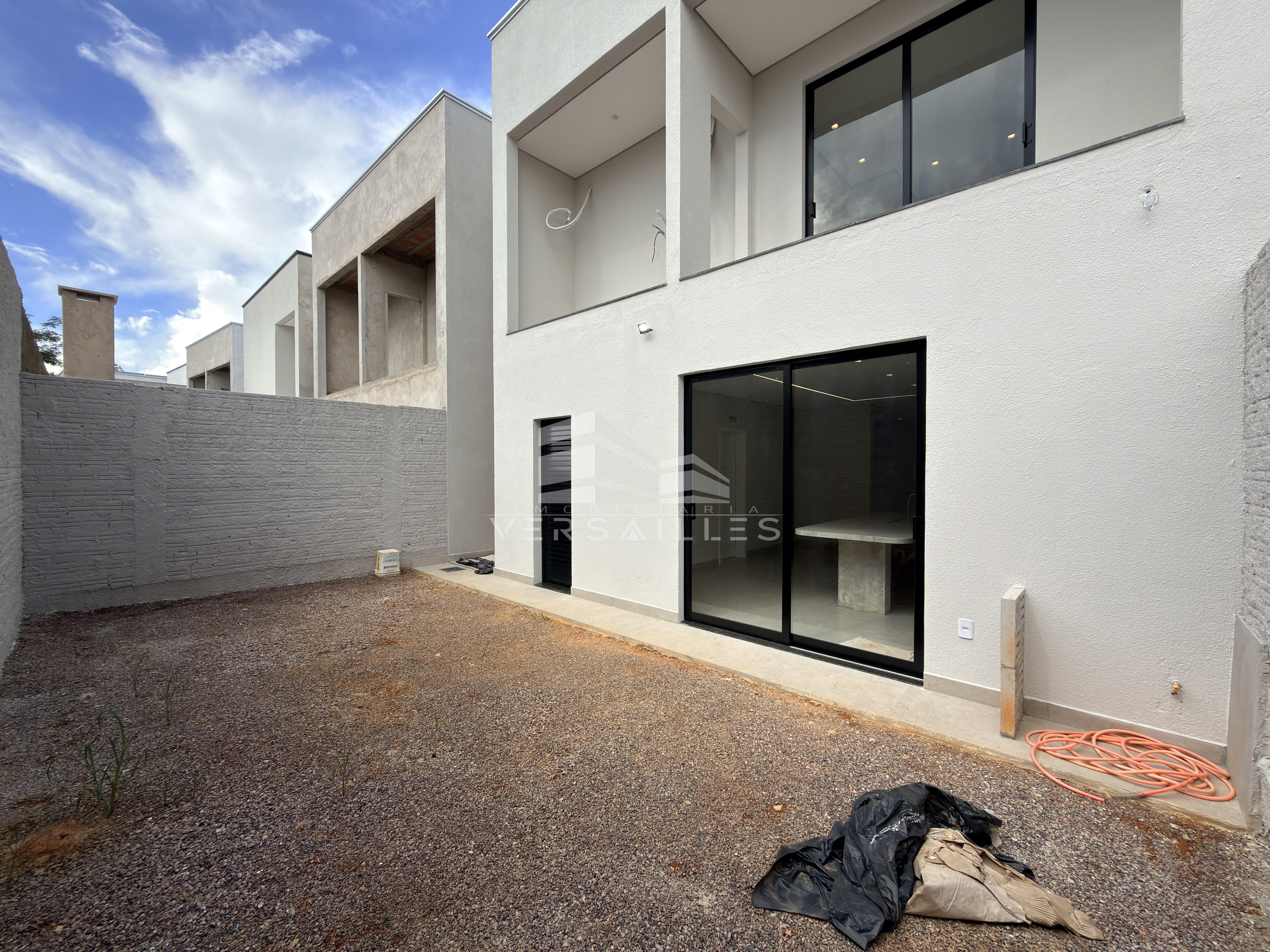 Sobrado no pronto no Lagunas  Porto Velho - 