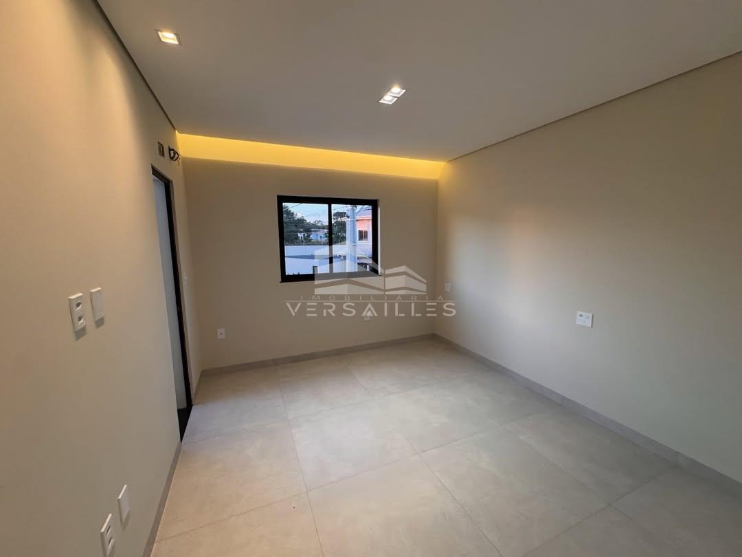 Excelente Sobrado Avenida Engº Anysio da Rocha Compasso Porto Velho - 