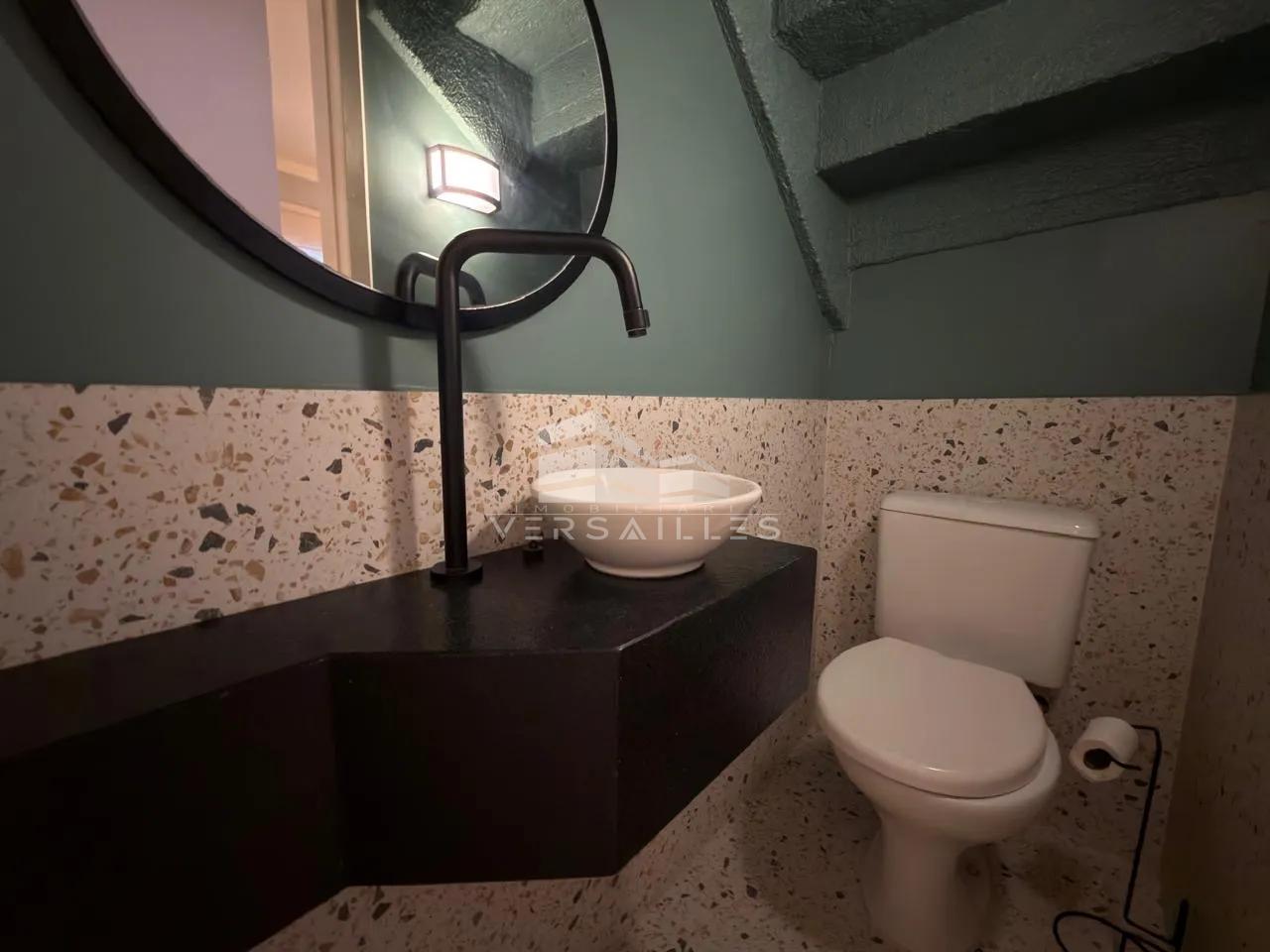 SOBRADO &Agrave; VENDA | CONDOM&Iacute;NIO JARDIM VICTORIA Rua Jatuarana Porto Velho - 