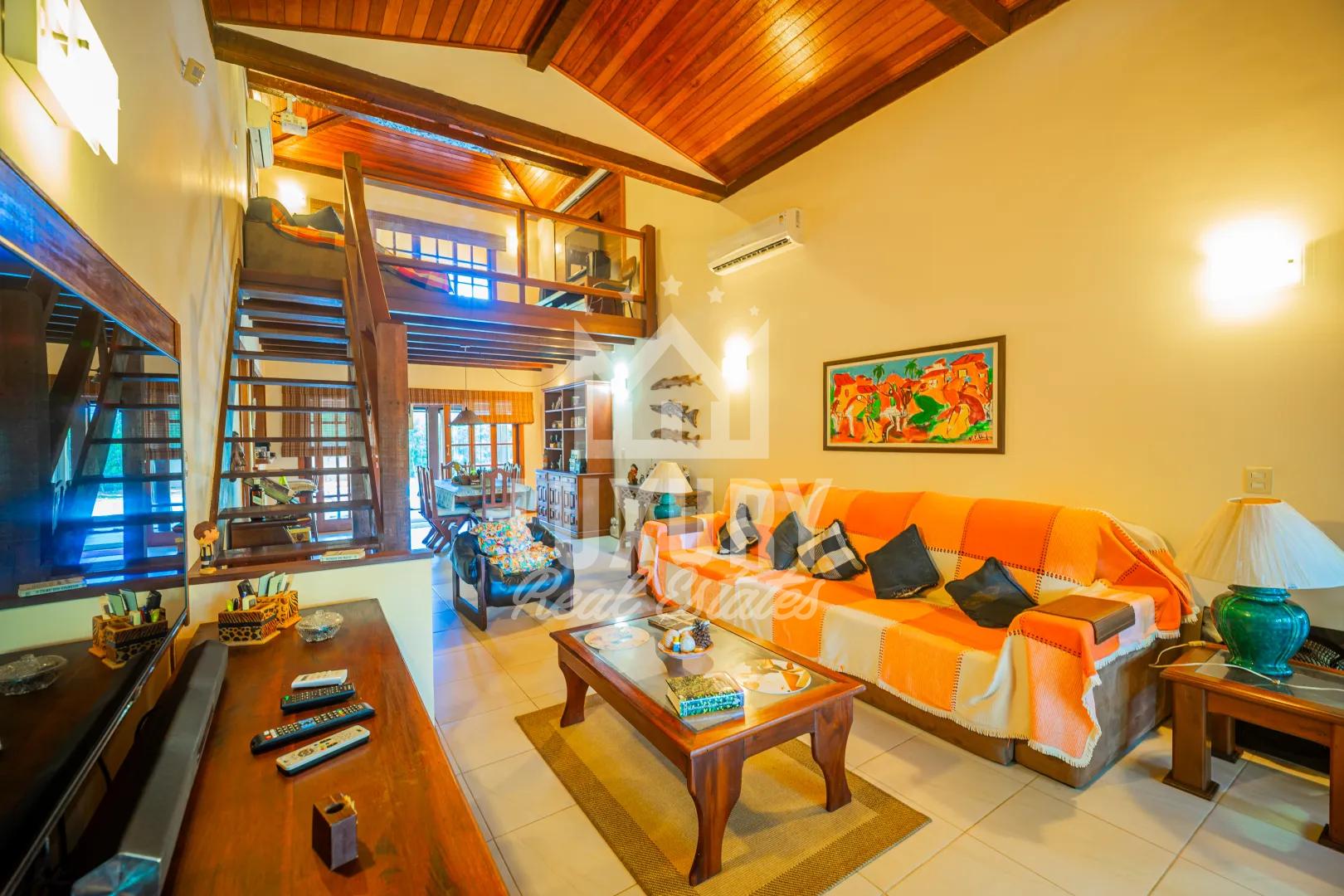 Casa Completa a poucos Passos da Praia da Marina - B&uacute;zios - RJ Alameda Azaleias - - 