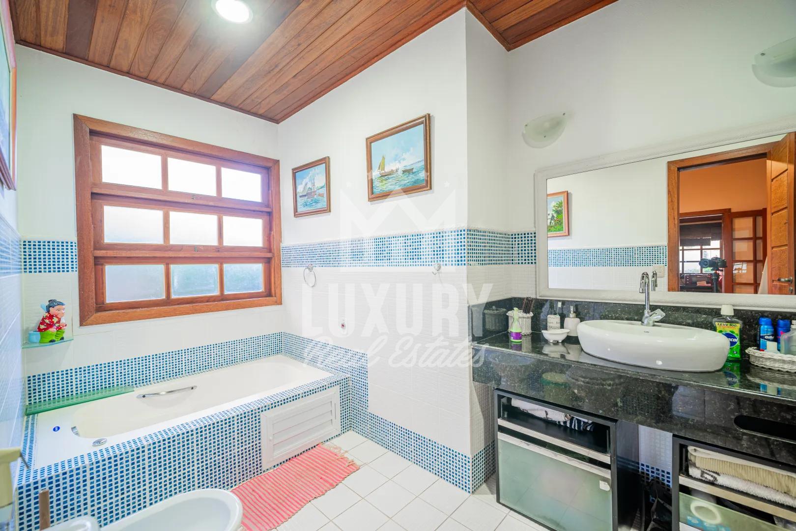 Casa Completa a poucos Passos da Praia da Marina - B&uacute;zios - RJ Alameda Azaleias - - 