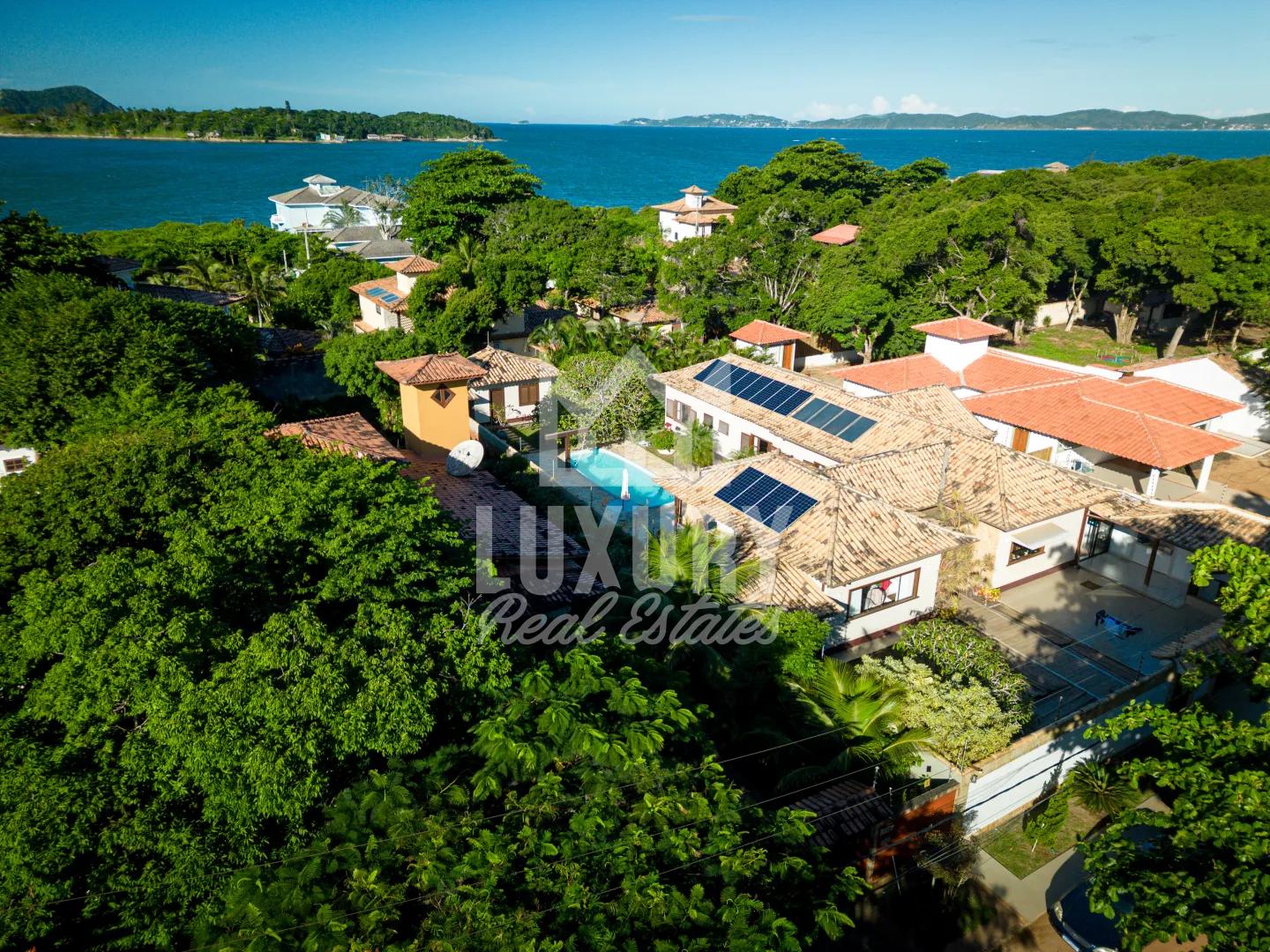 Casa Completa a poucos Passos da Praia da Marina - B&uacute;zios - RJ Alameda Azaleias - - 