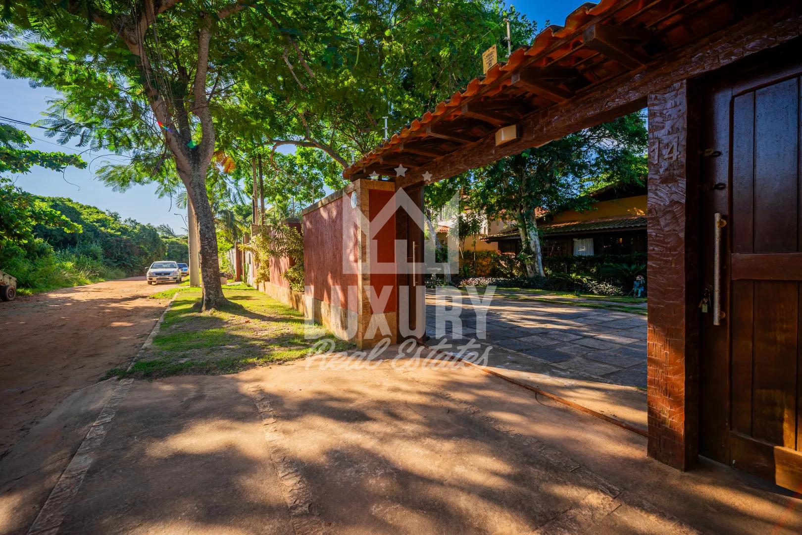 Casa Completa a poucos Passos da Praia da Marina - B&uacute;zios - RJ Alameda Azaleias - - 