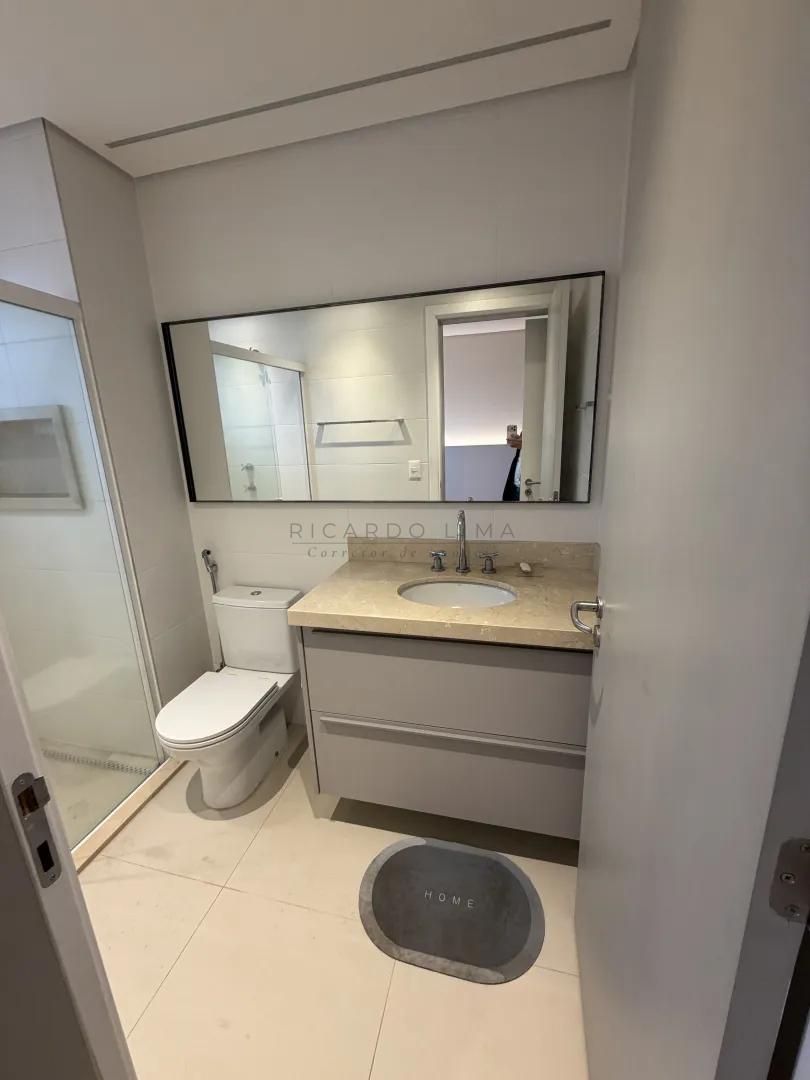 Apartamento de Alto Padr&atilde;o com 276 m&sup2; e 4 Su&iacute;tes no Edif&iacute;cio Saint Regis | Aclima&ccedil;&atilde;o Rua Nilo São Paulo - 