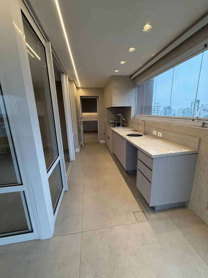 Apartamento de Alto Padr&atilde;o com 276 m&sup2; e 4 Su&iacute;tes no Edif&iacute;cio Saint Regis | Aclima&ccedil;&atilde;o Rua Nilo São Paulo - 