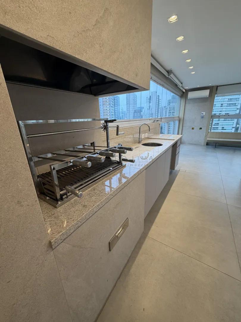 Apartamento de Alto Padr&atilde;o com 276 m&sup2; e 4 Su&iacute;tes no Edif&iacute;cio Saint Regis | Aclima&ccedil;&atilde;o Rua Nilo São Paulo - 