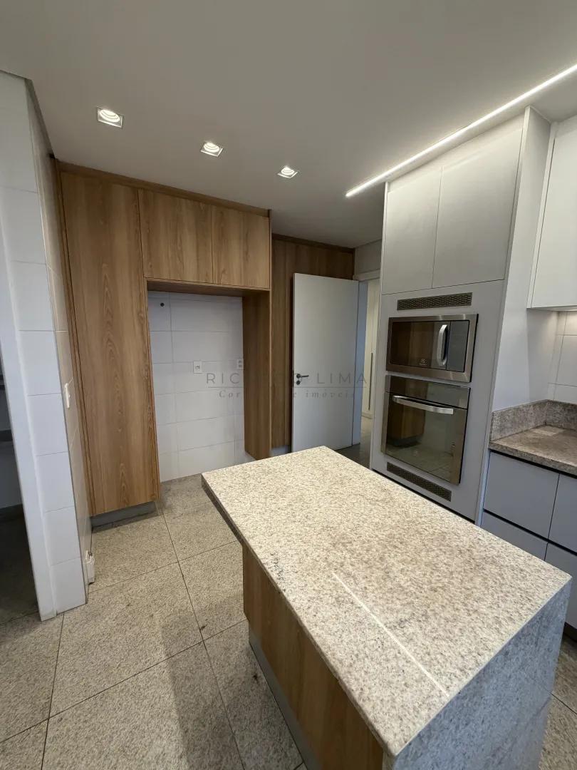 Apartamento de Alto Padr&atilde;o com 276 m&sup2; e 4 Su&iacute;tes no Edif&iacute;cio Saint Regis | Aclima&ccedil;&atilde;o Rua Nilo São Paulo - 