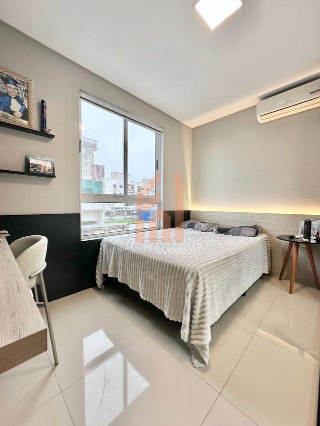 Apartamento de 02 dormitórios semi mobiliado com elevador próximo ao Centro de Camboriú - Camboriú - 