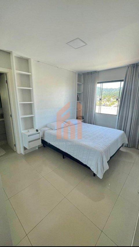 Apartamento de 03 dormitórios semi mobiliado com elevador e garagem privativa  - Camboriú - 