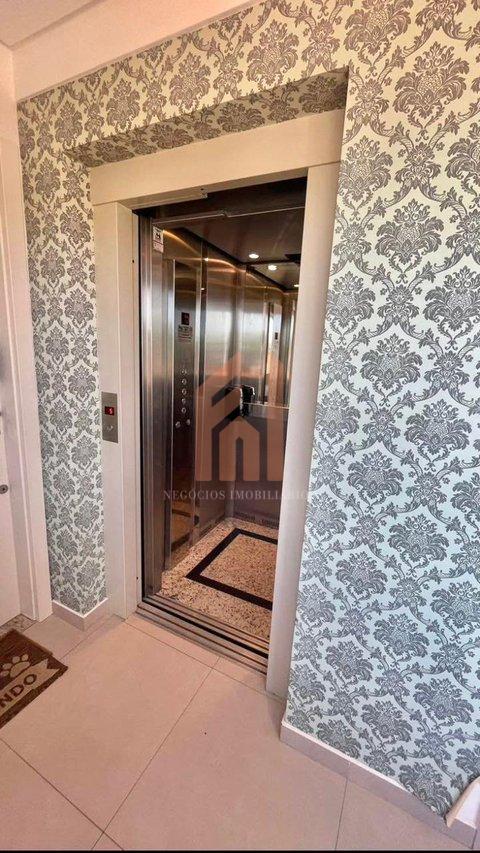 Apartamento de 03 dormitórios semi mobiliado com elevador e garagem privativa  - Camboriú - 
