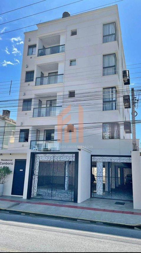 Apartamento de 03 dormitórios semi mobiliado com elevador e garagem privativa  - Camboriú - 