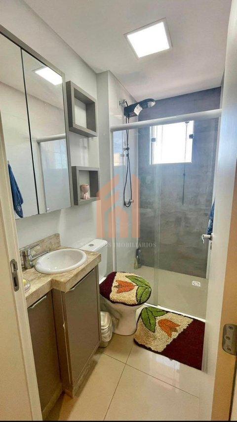 Apartamento de 03 dormitórios semi mobiliado com elevador e garagem privativa  - Camboriú - 