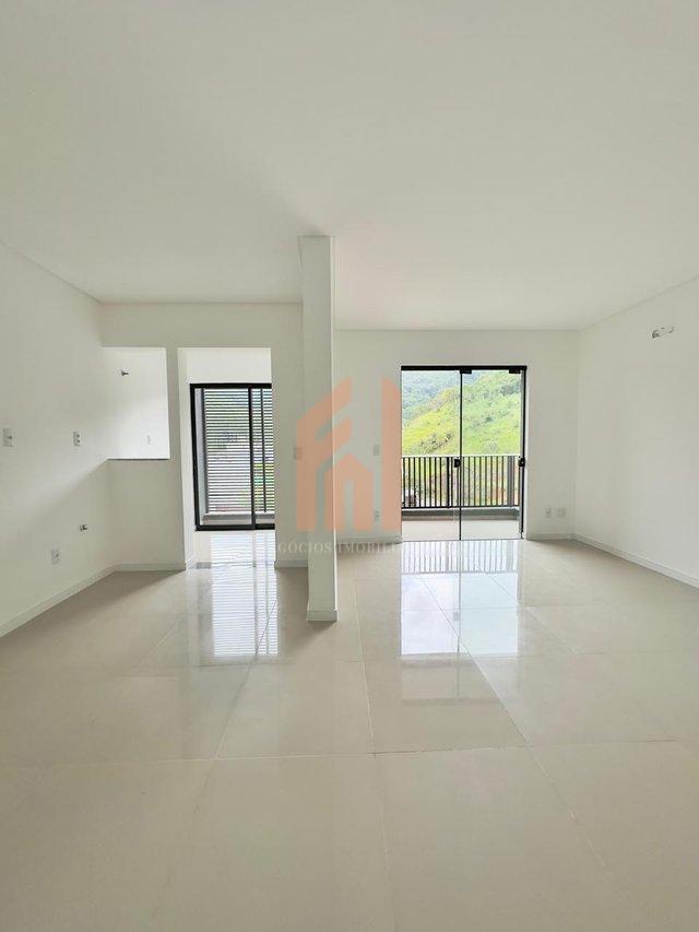 APARTAMENTO DE 03 DORMITÓRIOS COM 02 VAGAS NO TERRAS ALTAS - Camboriú - 