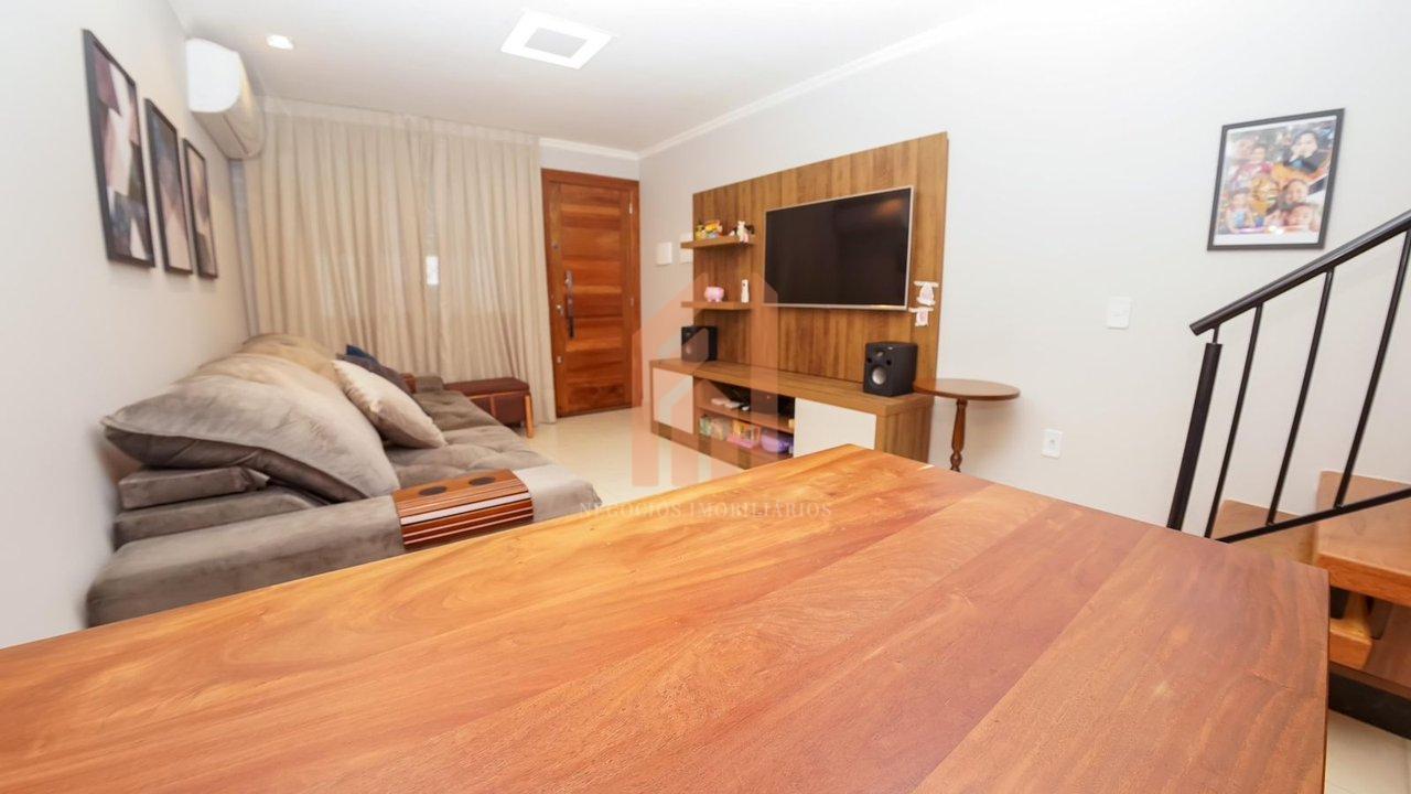 SOBRADO SEMI MOBILIADO COM ESPAÇO GOURMET - Camboriú - 