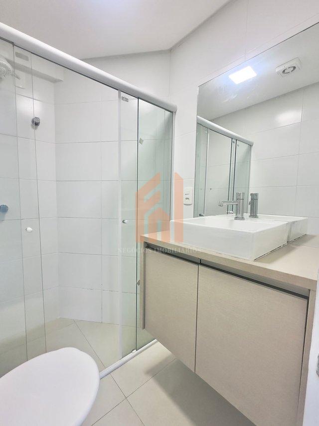 Apartamento muito bem localizado, 2 quartos sendo 1 suíte no bairro Tabuleiro  - Camboriú - 