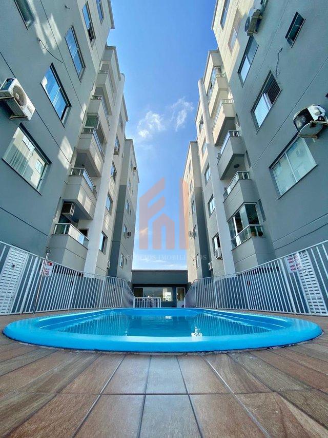 Apartamento de 02 dormitórios em condomínio com piscina, academia e salão de festas - Camboriú - 