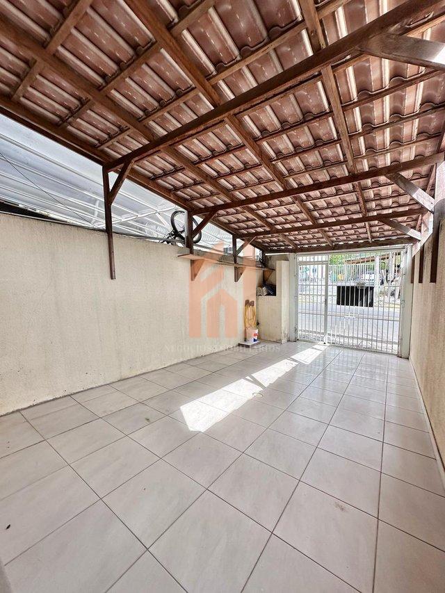 Sobrado de 2 quartos no bairro Santa Regina  - Camboriú - 
