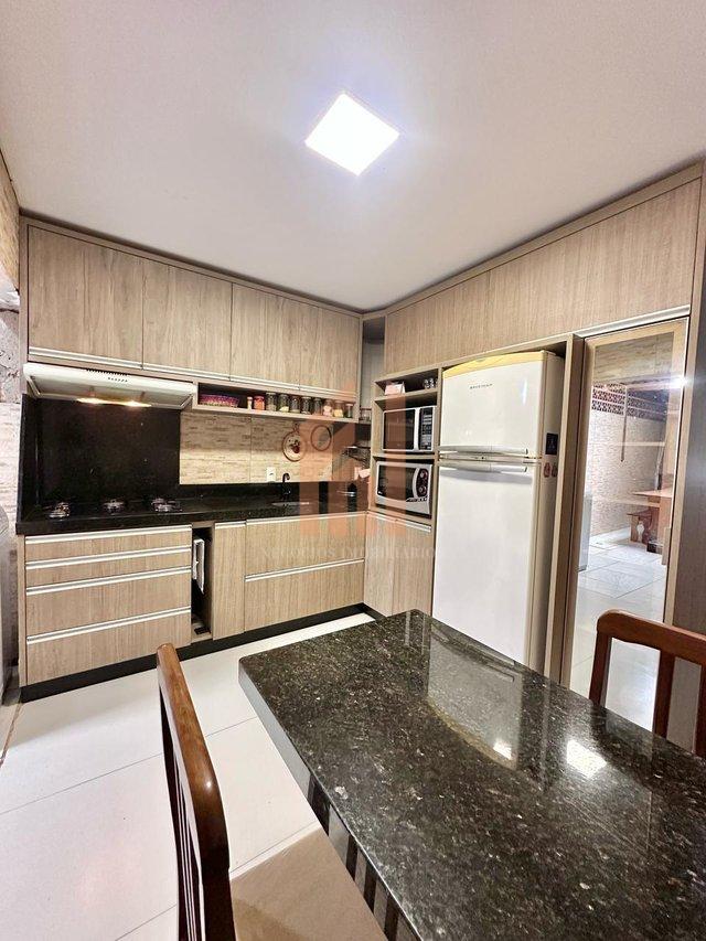 Sobrado de 2 quartos no bairro Santa Regina  - Camboriú - 