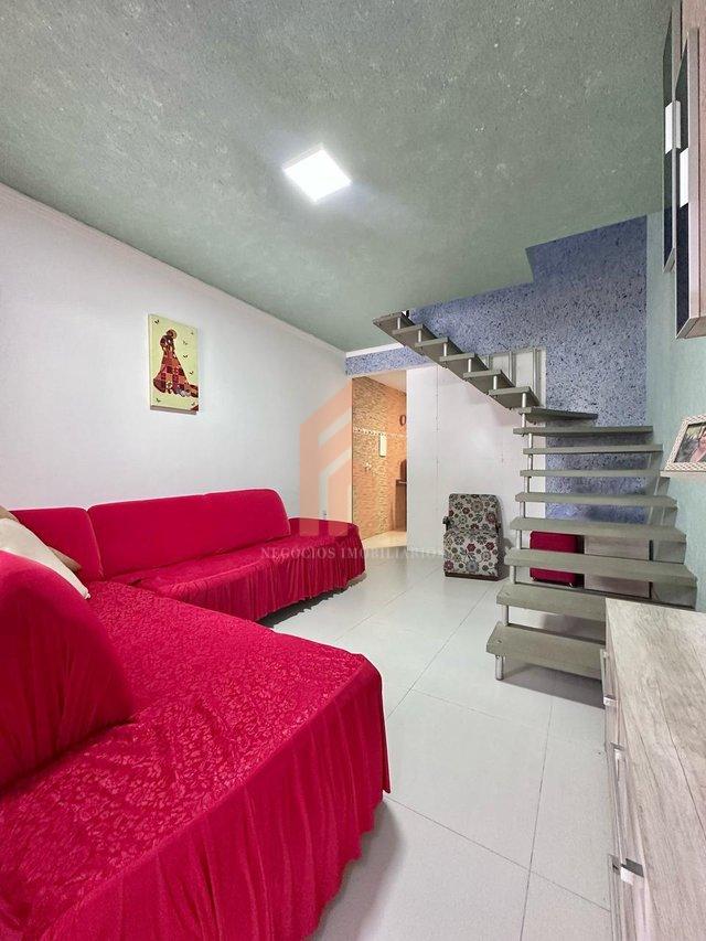 Sobrado de 2 quartos no bairro Santa Regina  - Camboriú - 
