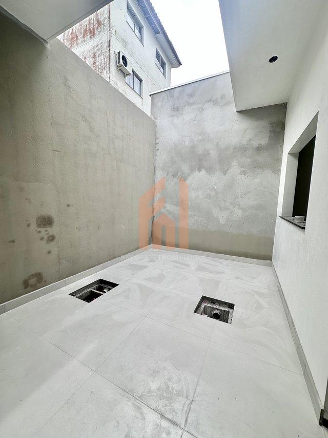 Casa térrea, NOVA, com 2 quartos sendo 1 suíte - Camboriú - 