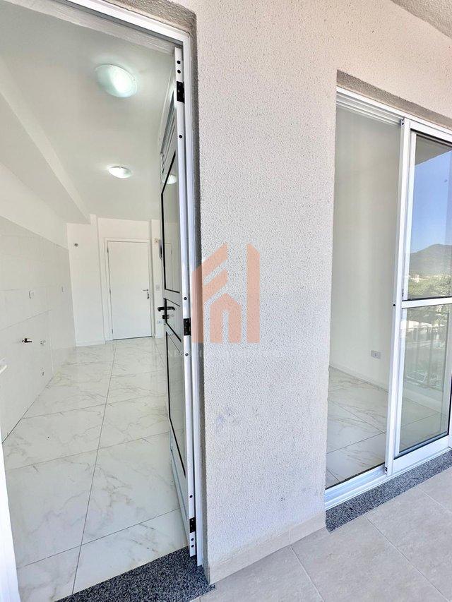 Apartamento.1 dormitório. Em condomínio completo ao centro da cidade  - Camboriú - 