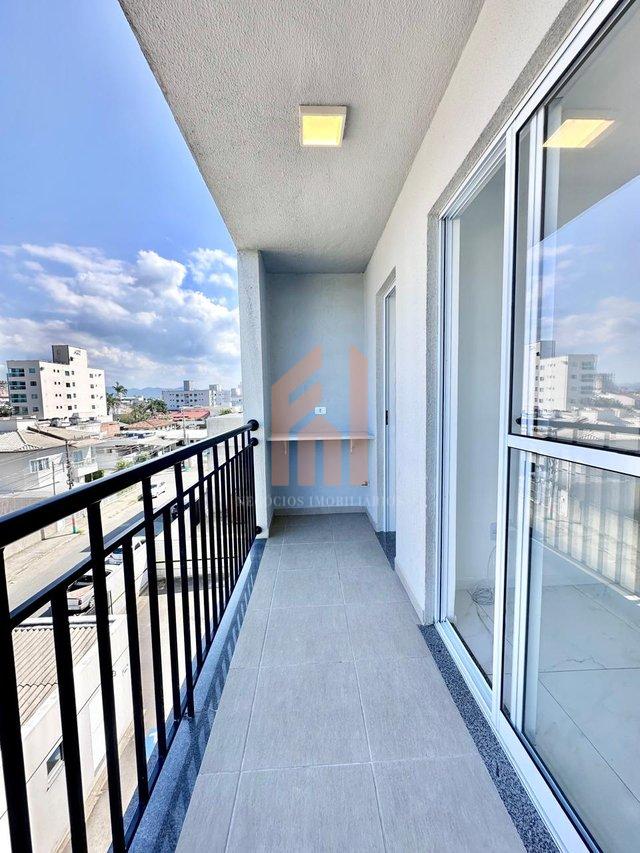 Apartamento.1 dormitório. Em condomínio completo ao centro da cidade  - Camboriú - 