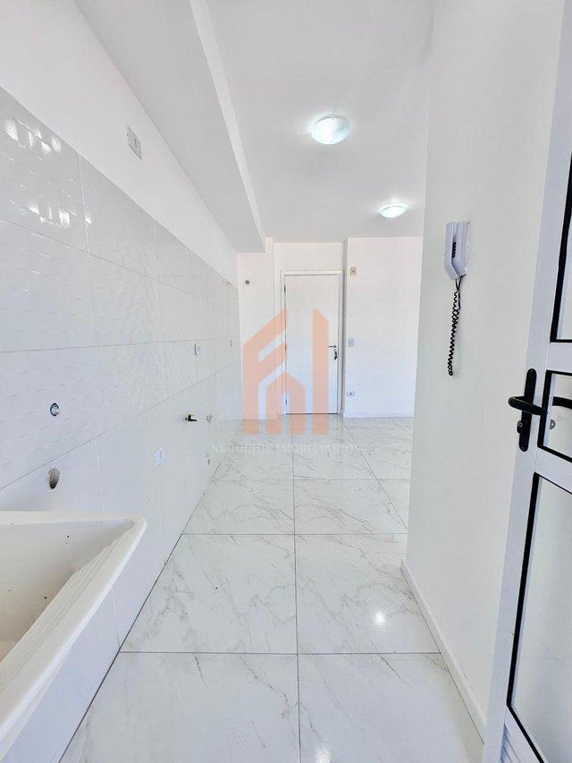Apartamento.1 dormitório. Em condomínio completo ao centro da cidade  - Camboriú - 