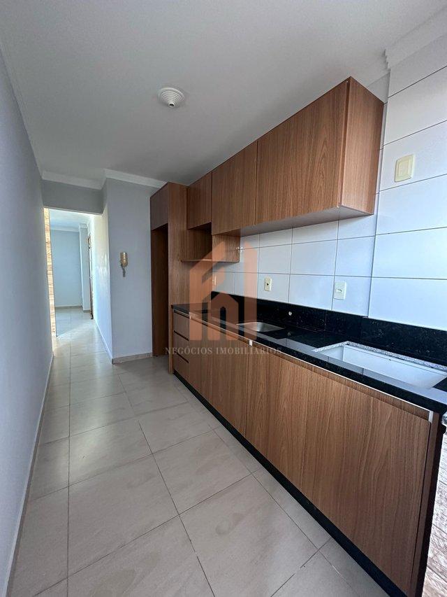 Apartamento Semi mobiliado de 01 dormitório com garagem no Santa Regina - Camboriú - 